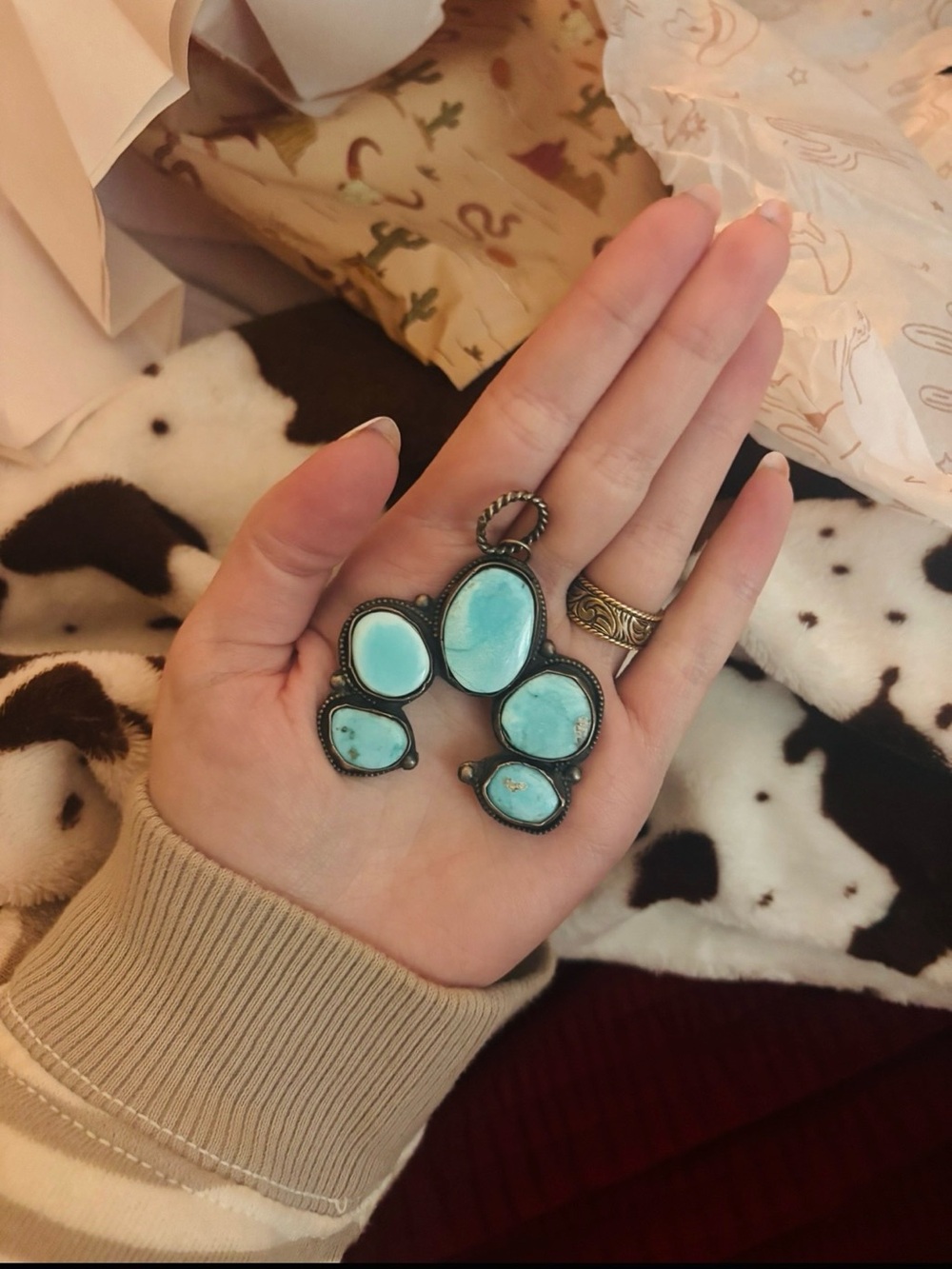 Kingman turquoise Naja silversmith signed